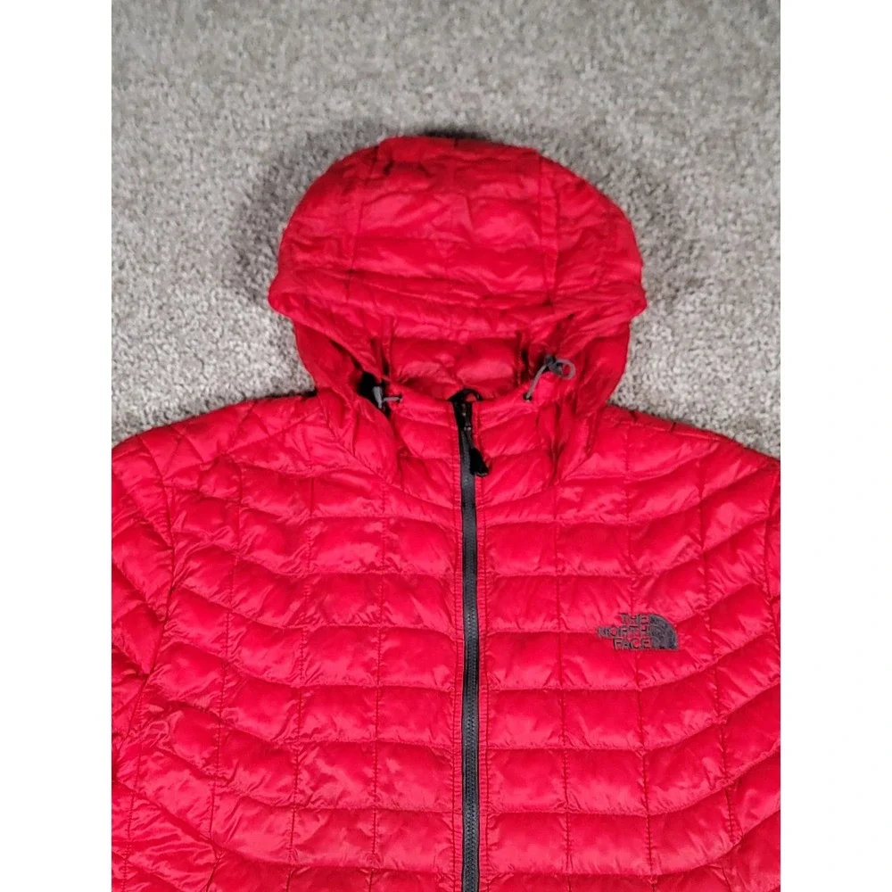 The North Face Thermoball Jacket Hoody Medium Red Quilted Puffer Mens Full Zip